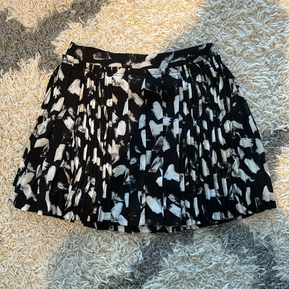 Black and White Pleated Mini Skirt